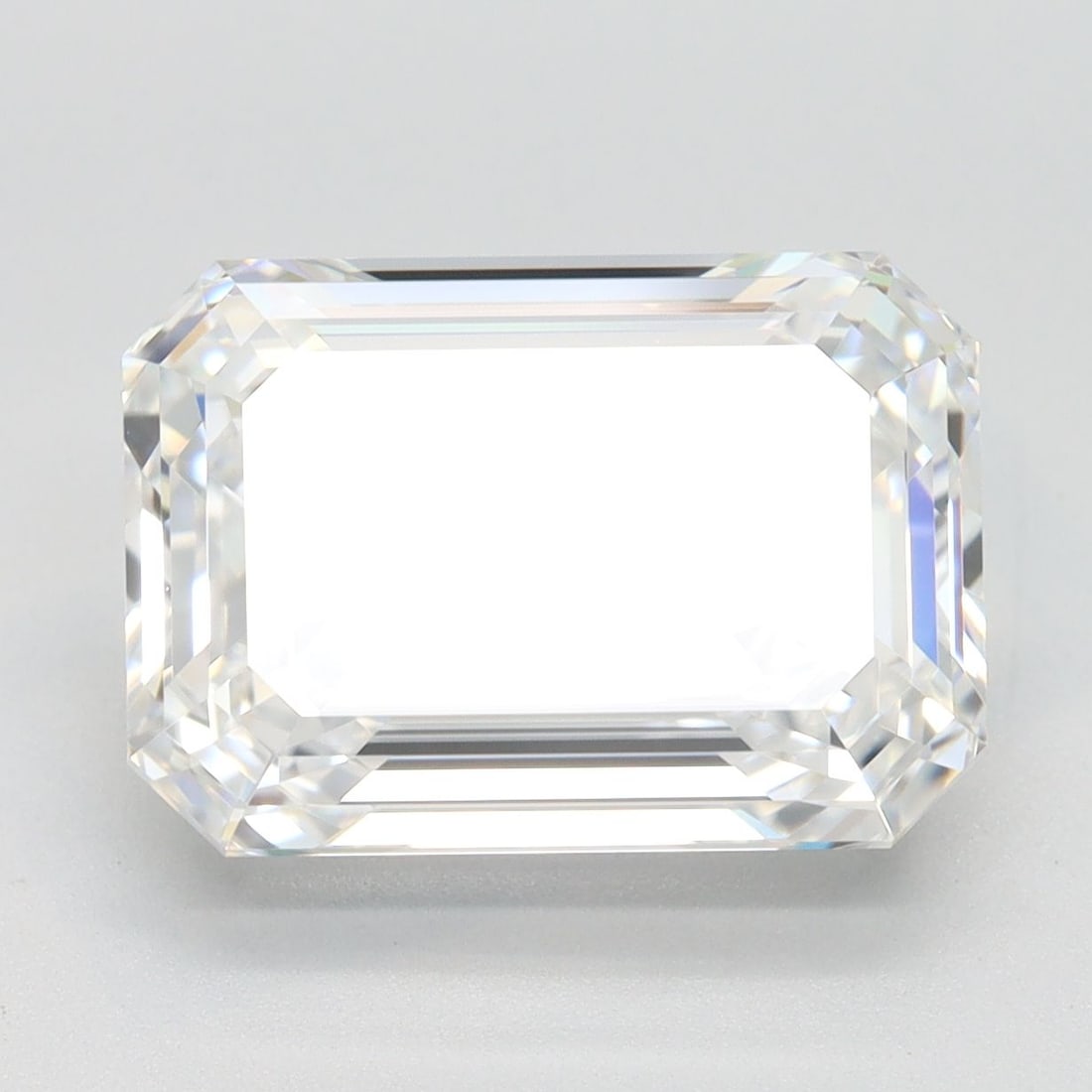 GIA Emerald 5.14ct E VVS1 - Loose Lab Diamond: GIA Emerald 5.14ct E VVS1 - Loose Lab Diamond This listing features GIA Emerald 5.14ct E VVS1 - Loose Lab Diamond. Item specifics are provided below. Item Specifics: Source: This Is A Real Diamond Gro