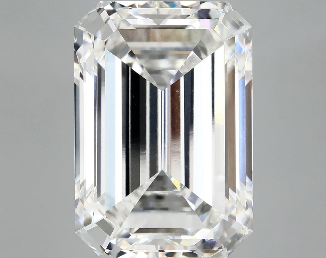 IGI Emerald 14.75ct F VVS2 - Loose Lab Diamond: IGI Emerald 14.75ct F VVS2 - Loose Lab Diamond This listing features IGI Emerald 14.75ct F VVS2 - Loose Lab Diamond. Item specifics are provided below. Item Specifics: Source: This Is A Real Diamond G