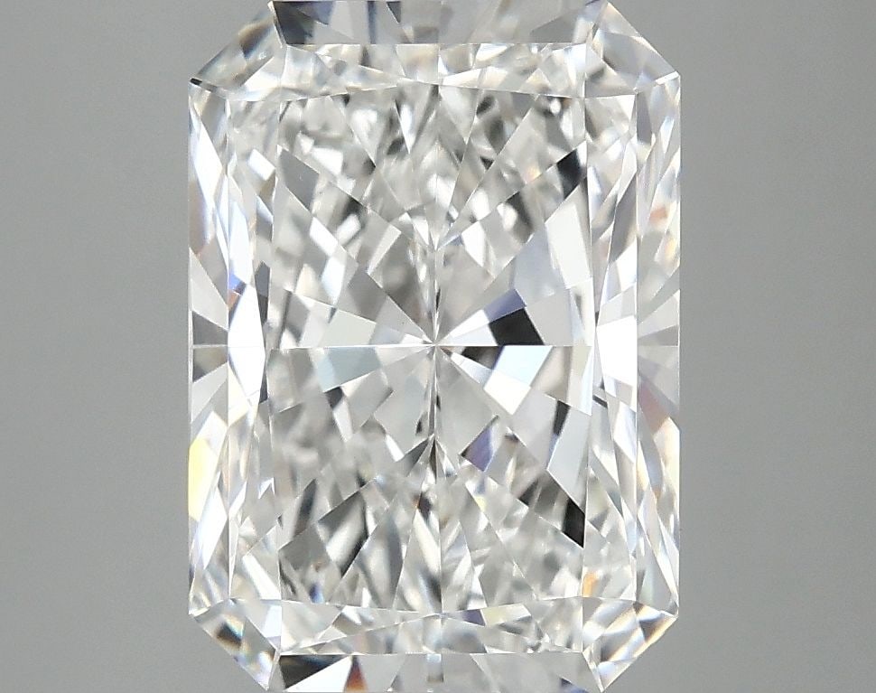 IGI Radiant 3.92ct E VVS2 - Loose Lab Diamond: IGI Radiant 3.92ct E VVS2 - Loose Lab Diamond This listing features IGI Radiant 3.92ct E VVS2 - Loose Lab Diamond. Item specifics are provided below. Item Specifics: Source: This Is A Real Diamond Gro