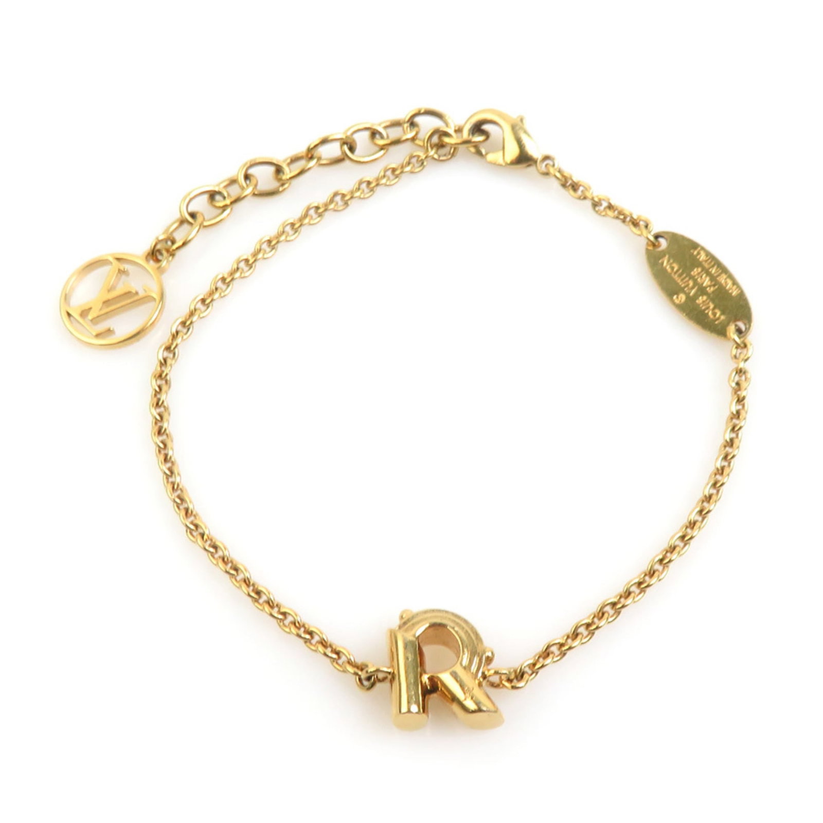 Louis Vuitton Charm Bracelet Metal: Louis Vuitton Charm Bracelet Metal The Louis Vuitton Charm Bracelet Metal features a gold metal design with a classic charm style. With its 17cm length and good condition despite some traces of usage,