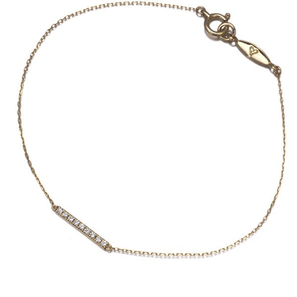 Strict Rules Apply Diamond Bracelet 0.05CT 750 Yellow Gold: Strict Rules Apply Diamond Bracelet 0.05CT 750 Yellow Gold The Strict Rules Apply Diamond Bracelet boasts a stunning 0.05CT natural diamond set in 18k yellow gold, creating a timeless and elegant