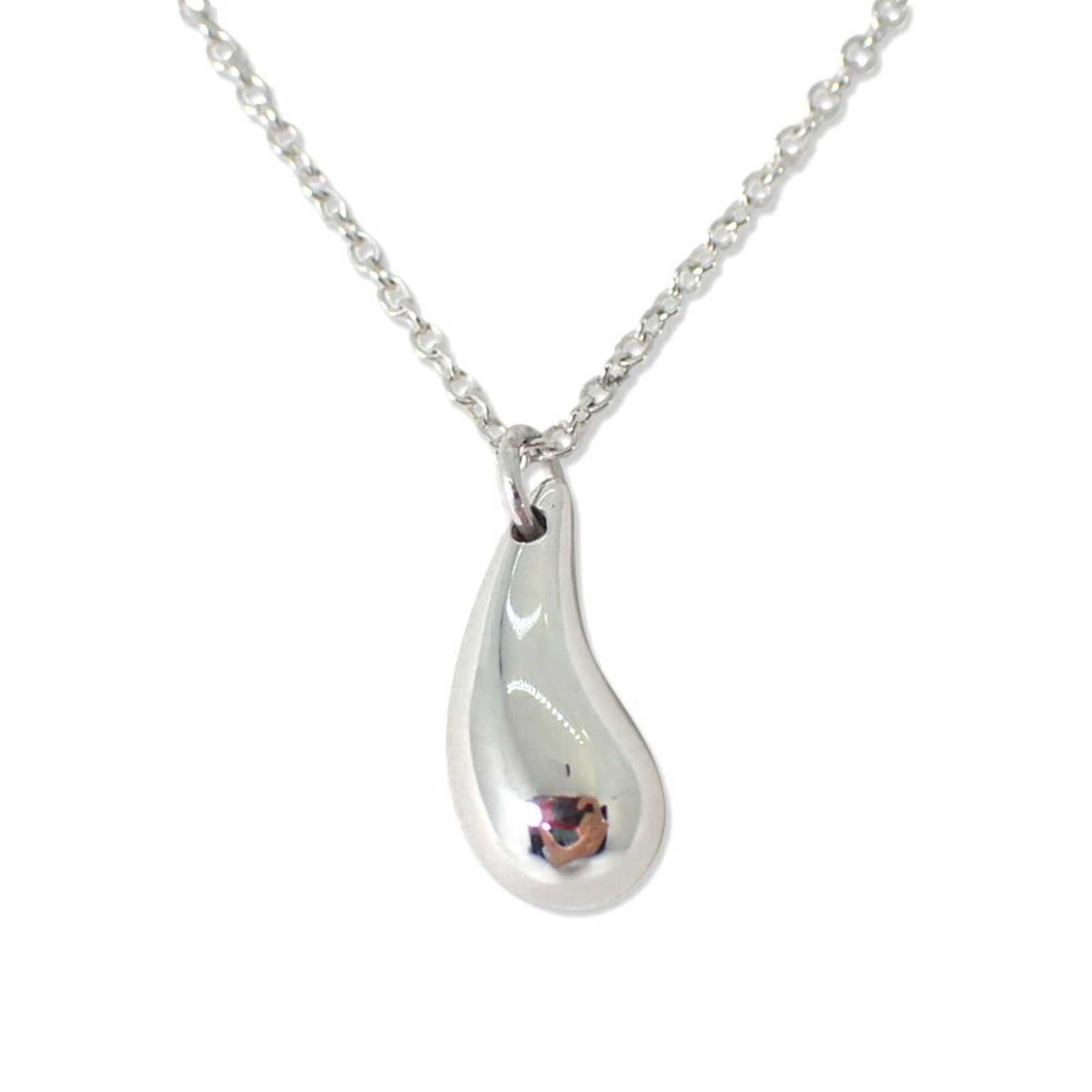 TIFFANY 925 teardrop pendant necklace: TIFFANY 925 teardrop pendant necklace Sterling silver teardrop pendant necklace from Tiffany, featuring a 12.3mm x 5.5mm design with a 44.5 cm / 17.51'' adjustable neck circumference. This 925