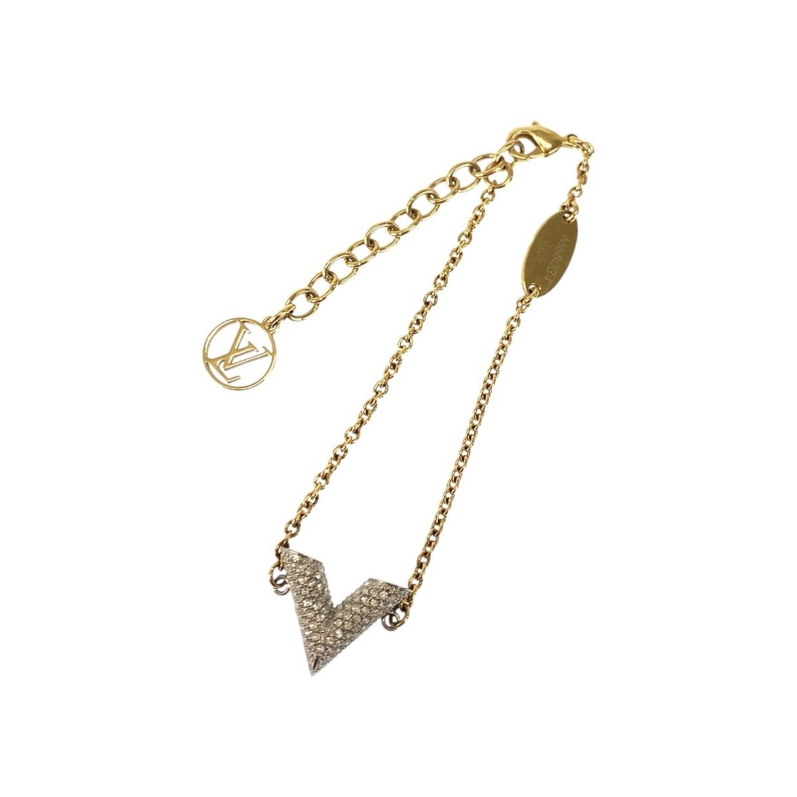 Louis Vuitton Charm Bracelet Metal: Louis Vuitton Charm Bracelet Metal Used Louis Vuitton Charm Bracelet Metal in good condition, with traces of usage and minor scratches/dirt. The bracelet measures 15cm-18cm in length, showcasing the i