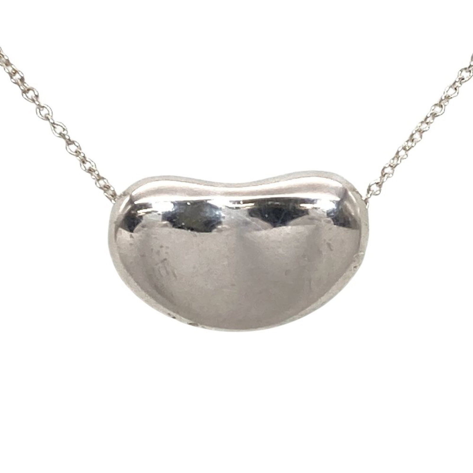 Tiffany & Co. Large Bean Necklace, SV925, 8.0g, Silver, Elsa Peretti, Women's: Tiffany & Co. Large Bean Necklace, SV925, 8.0g, Silver, Elsa Peretti, Women's Tiffany & Co.'s iconic Large Bean Necklace boasts an elegant design with a 11mm x 19mm silver pendant. Made from high-qual