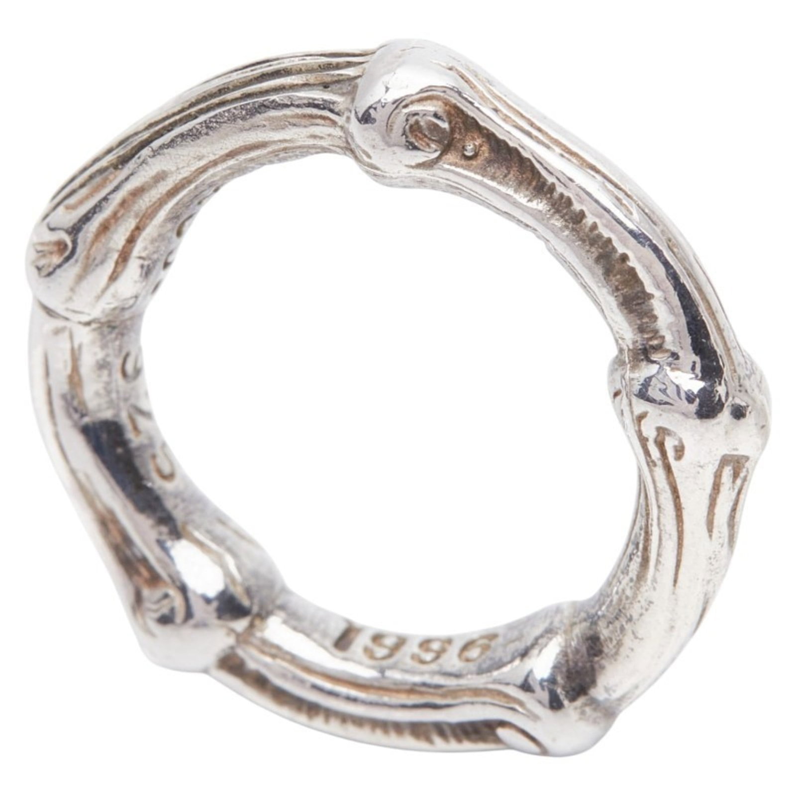 Tiffany Band Ring Silver 925: Tiffany Band Ring Silver 925 Tiffany Band Ring Silver 925 - A pre-owned women's band ring featuring sterling silver construction and a classic design. The item shows signs of usage with minor scratche
