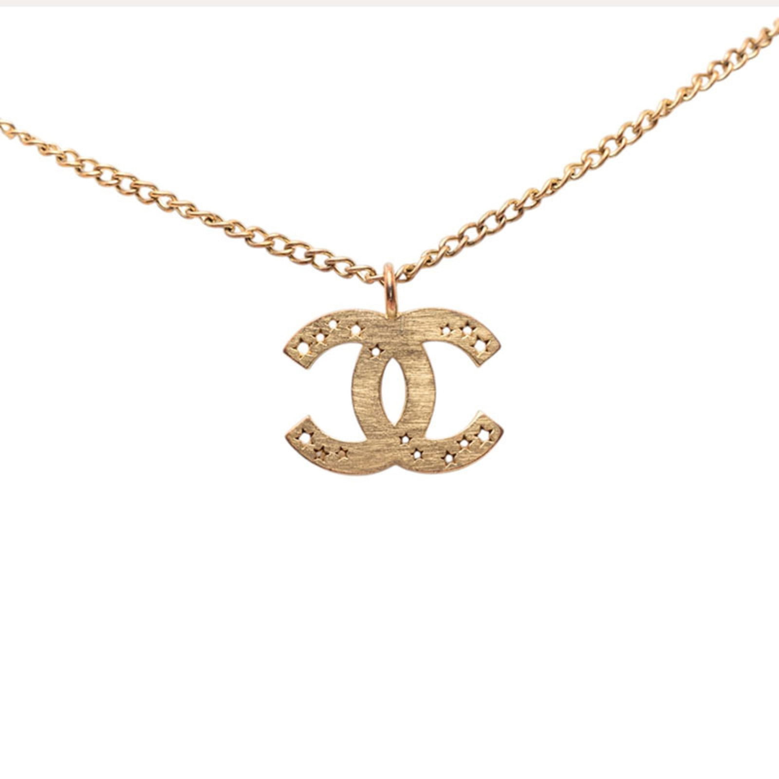 Chanel Coco Mark Star Motif Necklace, Gold Plated, Women's.: Chanel Coco Mark Star Motif Necklace, Gold Plated, Women's. Gold plated Chanel Coco Mark Star Motif Necklace with a 42 cm neck circumference and pendant size of 14.4mm x 19.1mm, bearing traces of