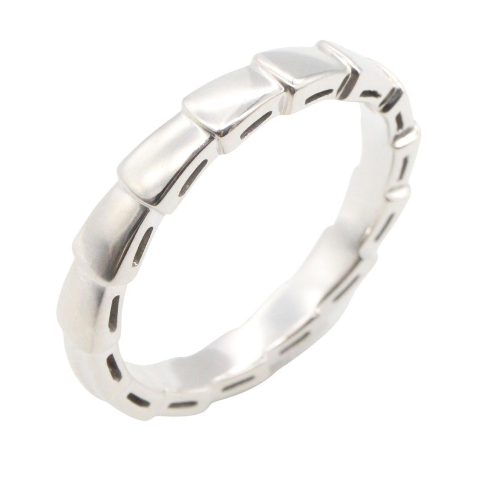 Bvlgari Band Ring White Gold (18K): Bvlgari Band Ring White Gold (18K) Bvlgari Band Ring White Gold (18K) features a sleek design in silver material, crafted from high-quality white gold. The ring has undergone some wear and tear, with
