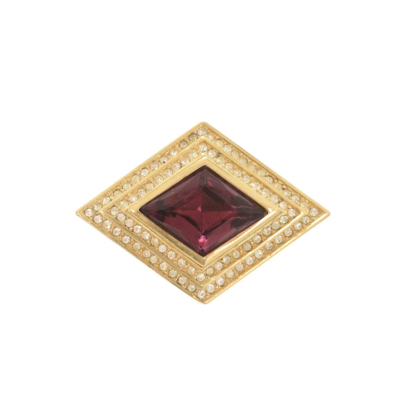 Christian Dior Brooch Metal: Christian Dior Brooch Metal This gold Christian Dior brooch features a metal design with a few traces of usage, some scratches and dirt visible. The item measures 4.3cm x 3cm and is in very good
