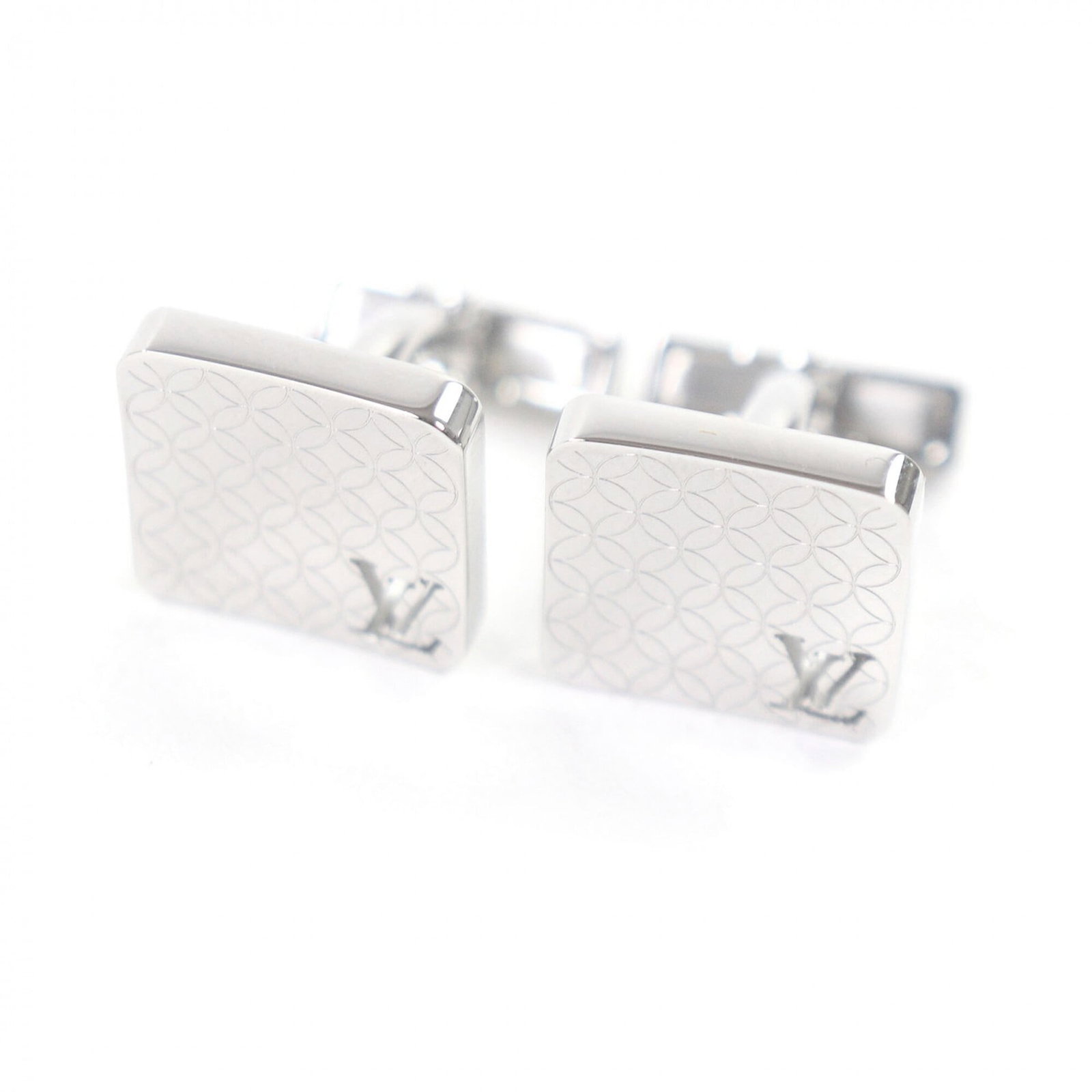 Louis Vuitton Stud/Button (1 of 6)