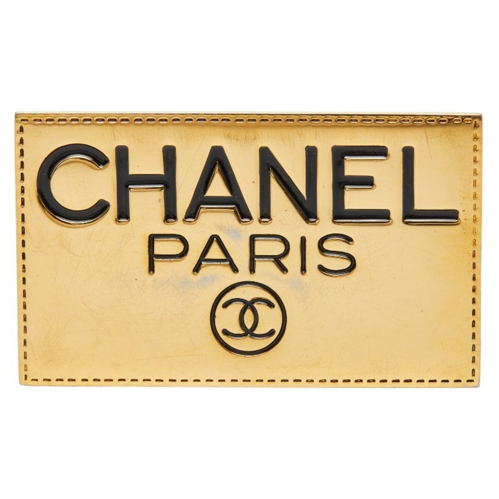Chanel Brooch Gold Plating: Chanel Brooch Gold Plating This Chanel brooch boasts elegant gold plating, adding a touch of sophistication to any outfit. With its classic design and subtle wear marks, this piece showcases the timel