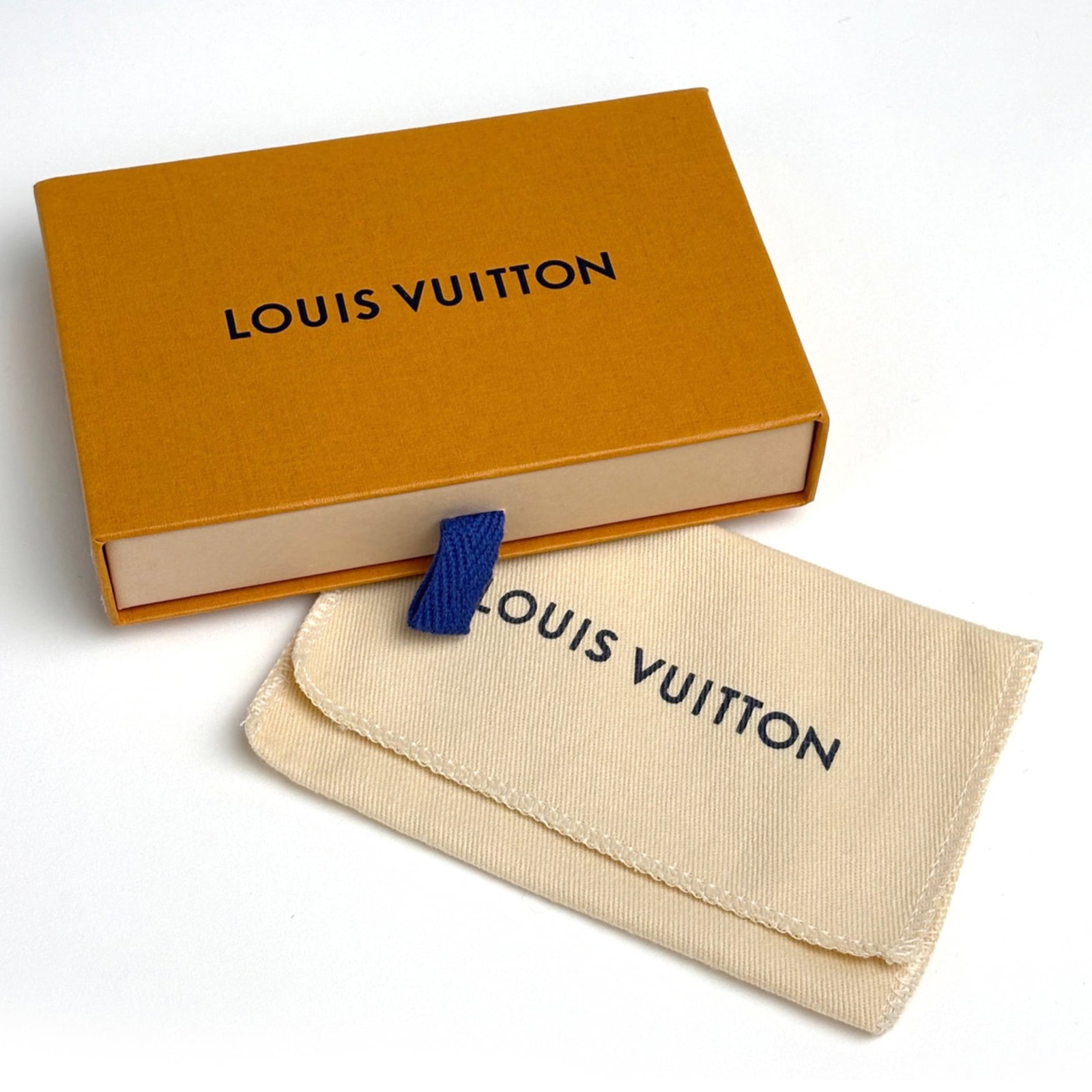 Louis Vuitton Bangle Gold Plating - 5
