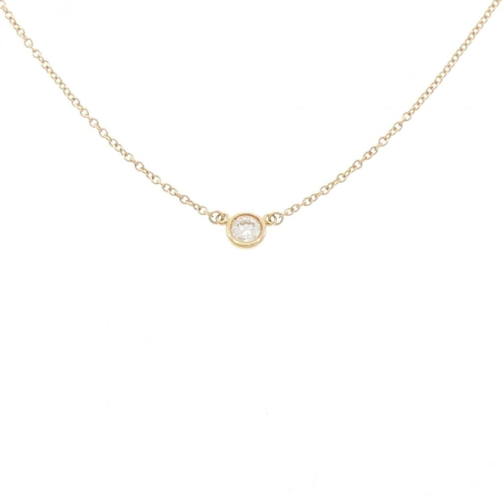Tiffany & Co. By the Yard Necklace: Tiffany & Co. By the Yard Necklace Yellow Gold (18K) Tiffany & Co. By the Yard Necklace features a diamond pendant with a 41 cm / 16.14'' circumference and a 4.4mm x 4.4mm diamond stone, showcasing