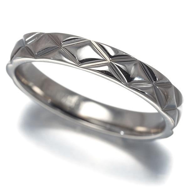 Ring in matelasse made from platinum. (1 of 4)