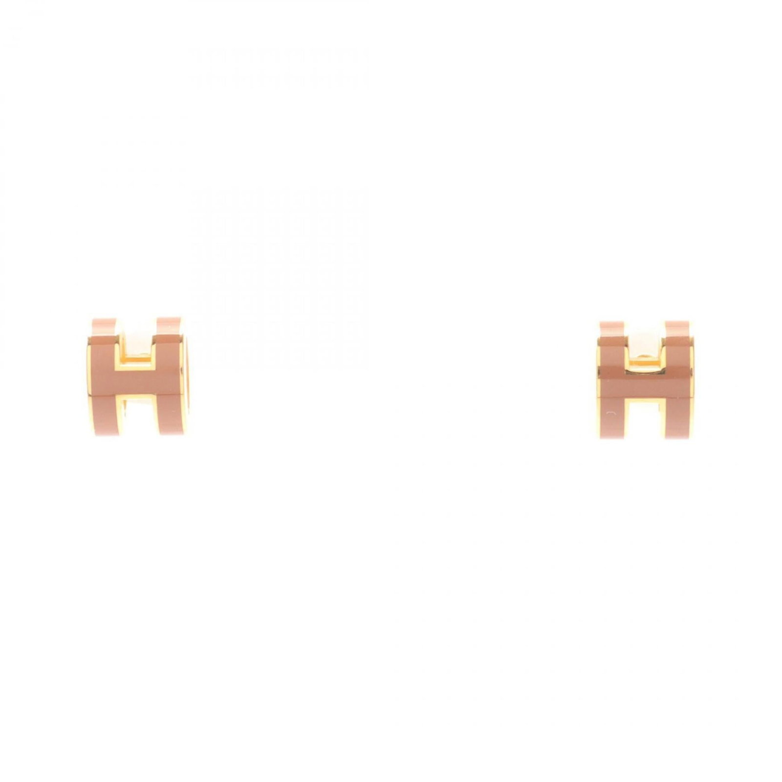 Hermes Stud Earrings Gold Plating: Hermes Stud Earrings Gold Plating Stud earrings with gold plating from Hermes feature a sleek design. Made from durable gold-plated material, these earrings have a few traces of usage and some minor s