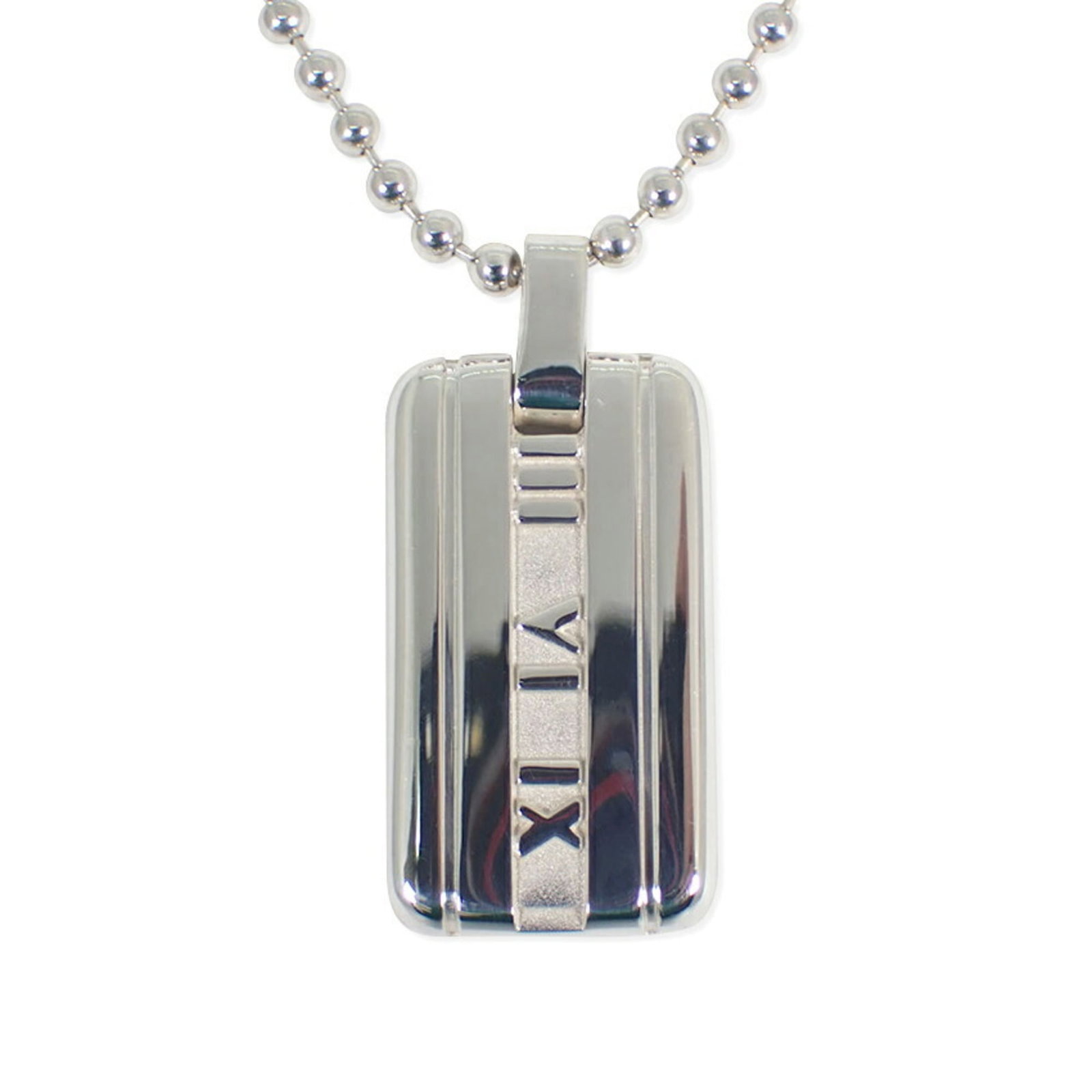 TIFFANY 925 Atlas pendant necklace: TIFFANY 925 Atlas pendant necklace Sterling silver pendant necklace from Tiffany features an Atlas design. The 925 mark ensures authenticity and durability. A few traces of usage are visible, with min
