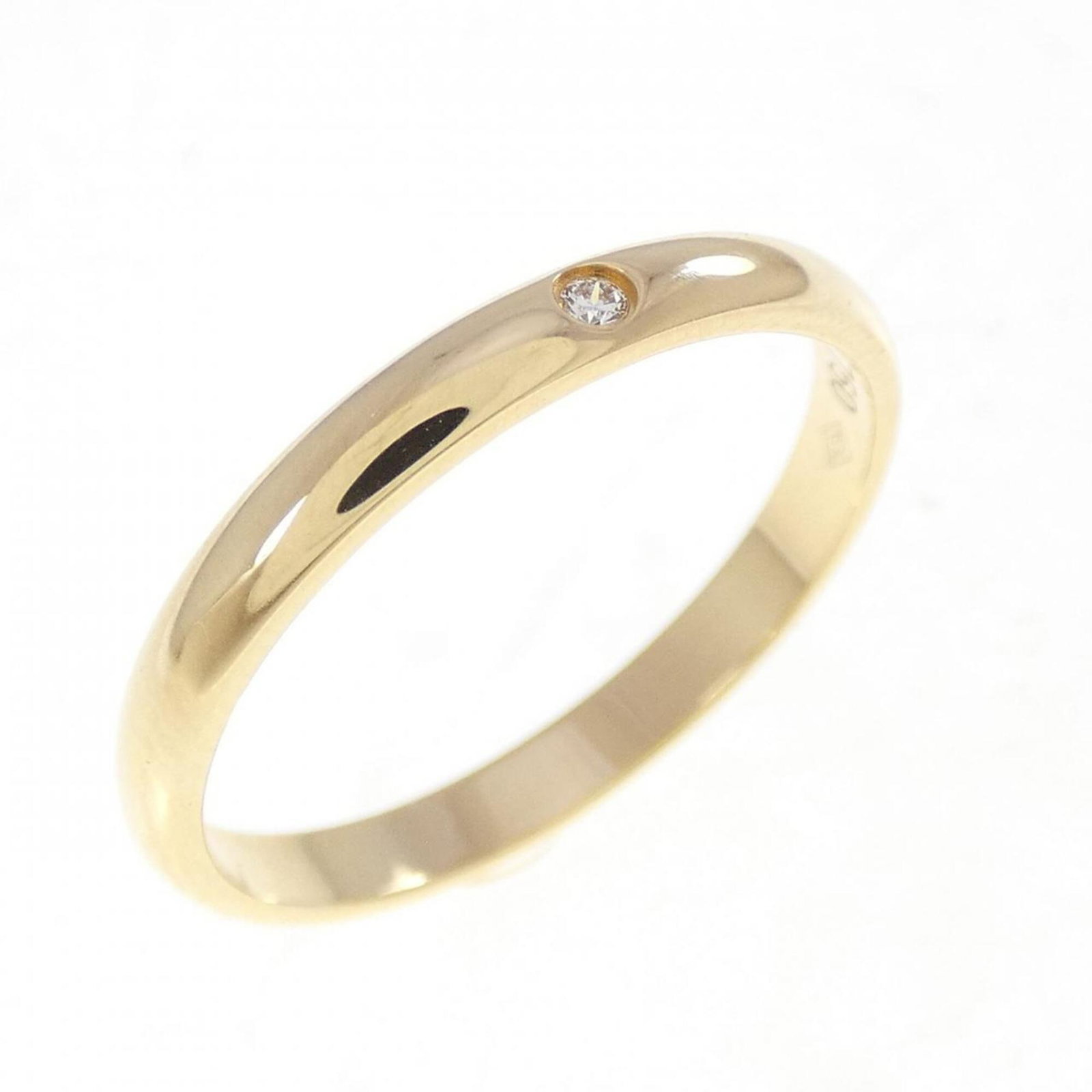 Cartier Band Ring Yellow Gold (18K): Cartier Band Ring Yellow Gold (18K) Cartier Band Ring Yellow Gold (18K) - A like-new Cartier band ring in yellow gold, featuring 56mm of elegant design. This 18K yellow gold piece boasts a nearly