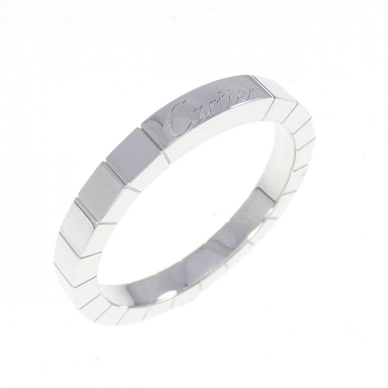 Cartier Band Ring White Gold: Cartier Band Ring White Gold Cartier Band Ring White Gold features a classic design with a few traces of usage, some scratches and dirt visible. The item is in very good condition, considering its age