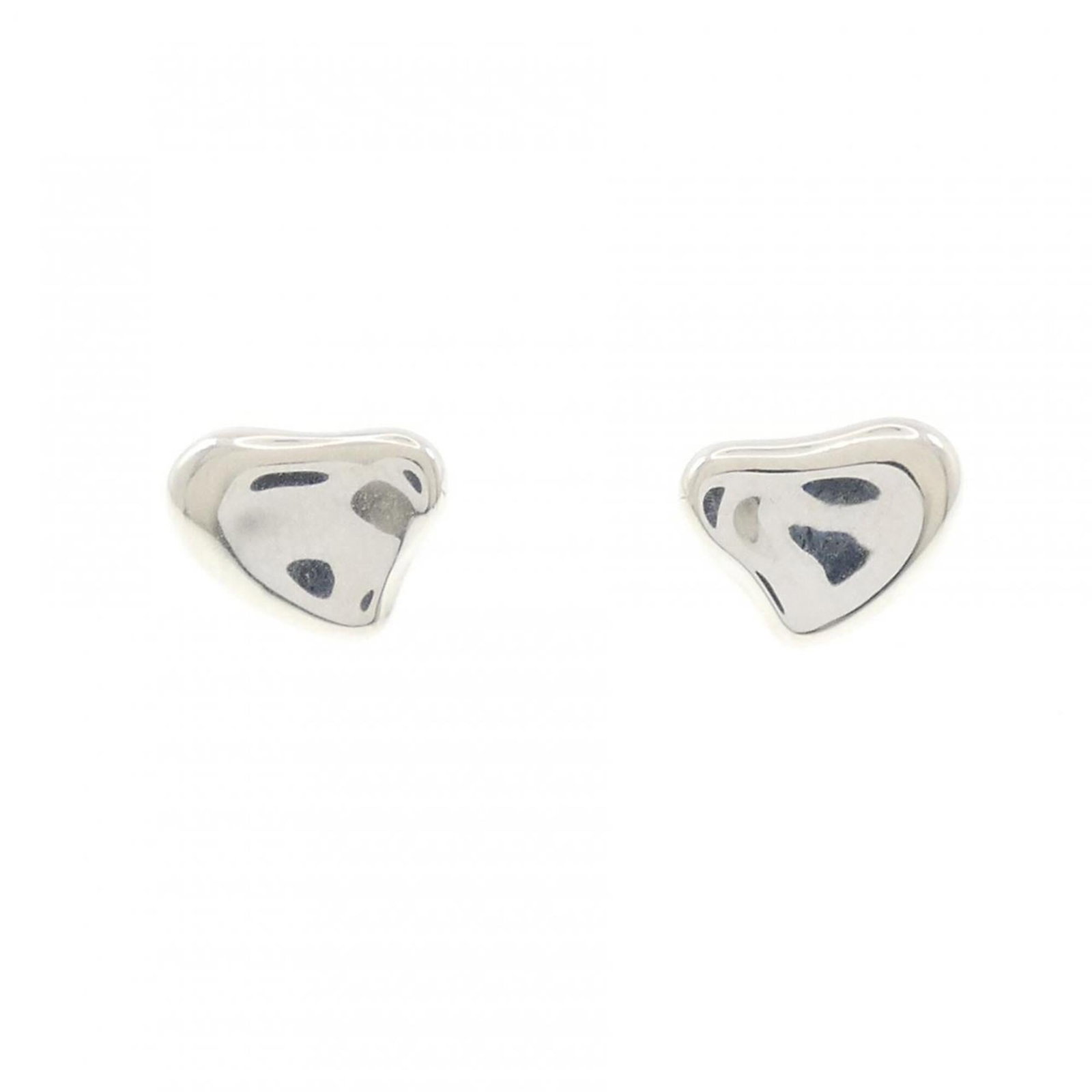 Tiffany Stud Earrings Silver 925: Tiffany Stud Earrings Silver 925 Made from high-quality Silver 925, these Tiffany stud earrings offer a sleek and sophisticated design. With their subtle size and understated elegance, they are perfec