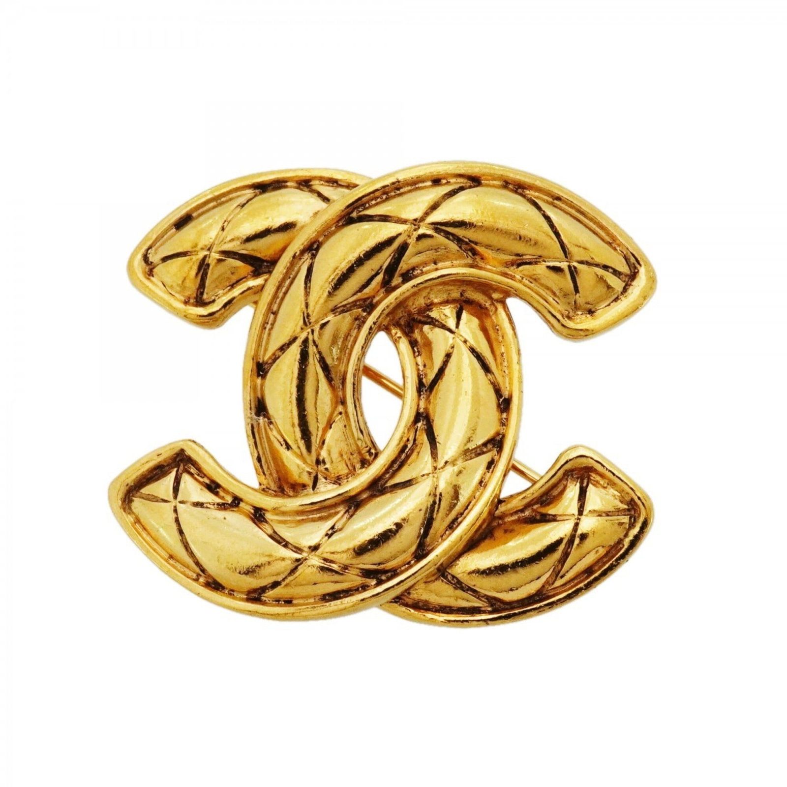 Chanel Brooch Gold Plating: Chanel Brooch Gold Plating This Chanel brooch boasts elegant gold plating, adding a touch of luxury to any outfit. Measuring 3.37cm x 3.93cm, its compact size makes it perfect for adornment on jackets