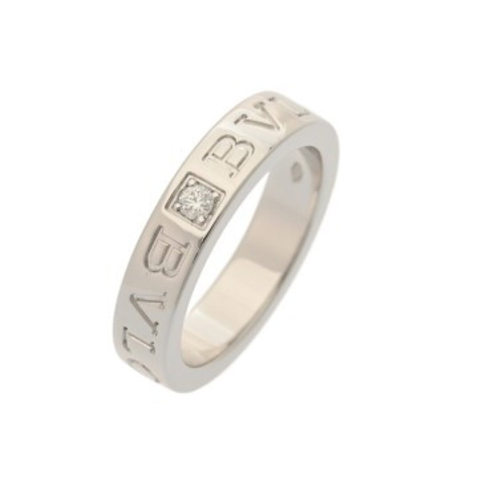 Bvlgari Band Ring White Gold (18K): Bvlgari Band Ring White Gold (18K) This Bvlgari Band Ring in White Gold (18K) boasts a sleek design, making it a stylish addition to any jewelry collection. With its high-quality white gold material a