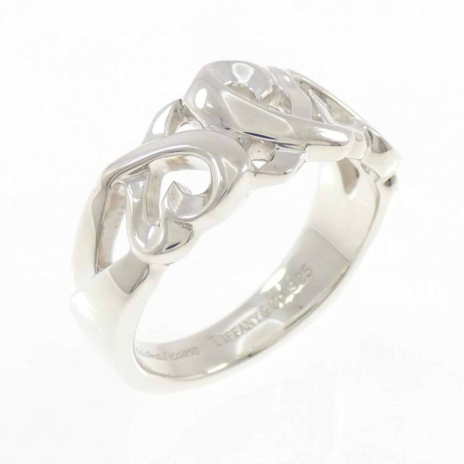 Tiffany Band Ring Silver 925: Tiffany Band Ring Silver 925 Silver band ring from Tiffany featuring 925 sterling silver material, available in women's size 8. The ring has some scratches and minor dirt, but remains in very good con