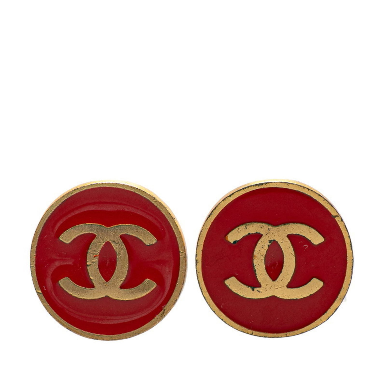 Chanel Clip Earrings: Chanel Clip Earrings Gold and red Chanel clip earrings with a distinctive design. Traces of usage are visible, including scratches and dirt, but overall they remain in good condition. Measuring