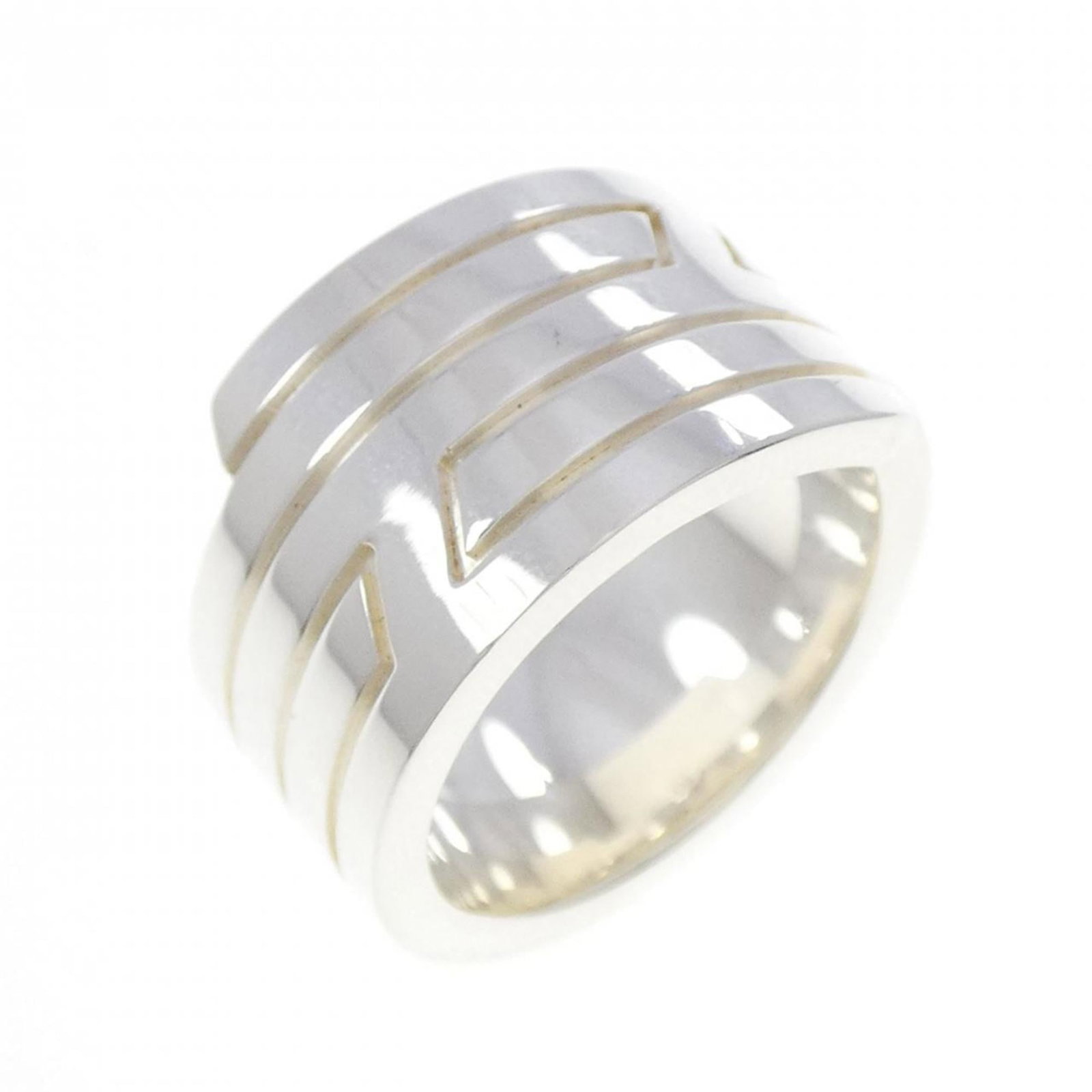 Hermes Band Ring Silver 925: Hermes Band Ring Silver 925 Silver 925 band ring from Hermes features a sleek design with a few traces of usage, some scratches and dirt visible. Despite showing signs of wear, the overall condition