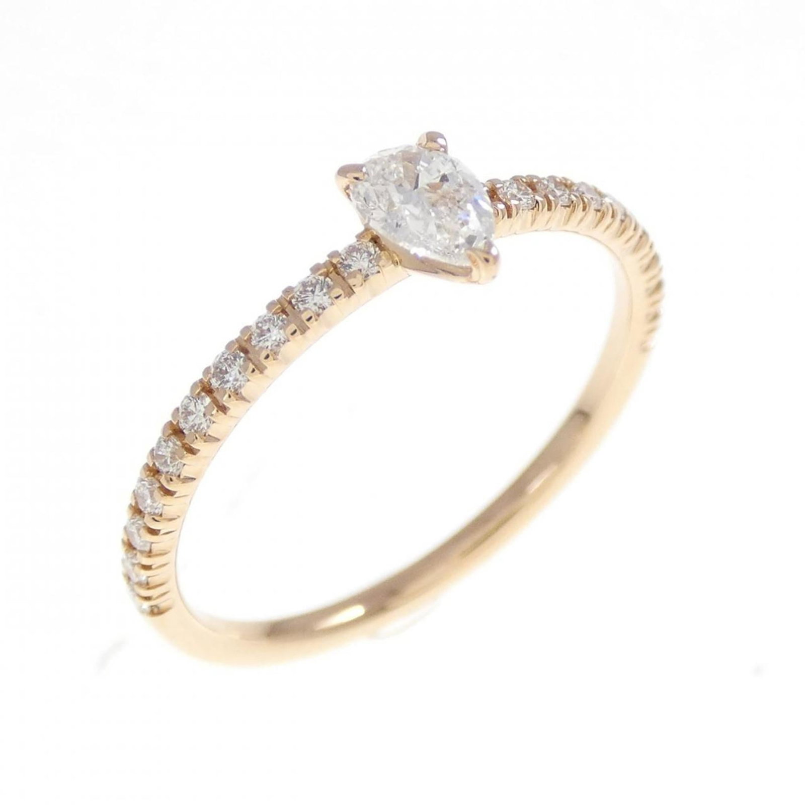 Cartier Band Ring Pink Gold (18K): Cartier Band Ring Pink Gold (18K) Cartier Band Ring Pink Gold (18K) features a diamond stone and is made from high-quality pink gold. The ring has some scratches and dirt, but remains in very good con