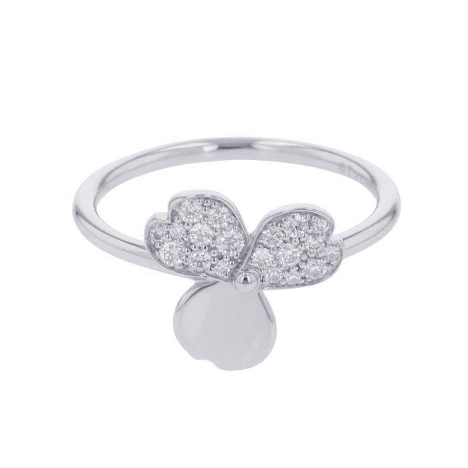 Tiffany Band Ring Platinum 950: Tiffany Band Ring Platinum 950 Platinum 950 band ring from Tiffany features a diamond stone and measures 1.6mm in width, weighing 4g. The item has some scratches and dirt, but remains in very good