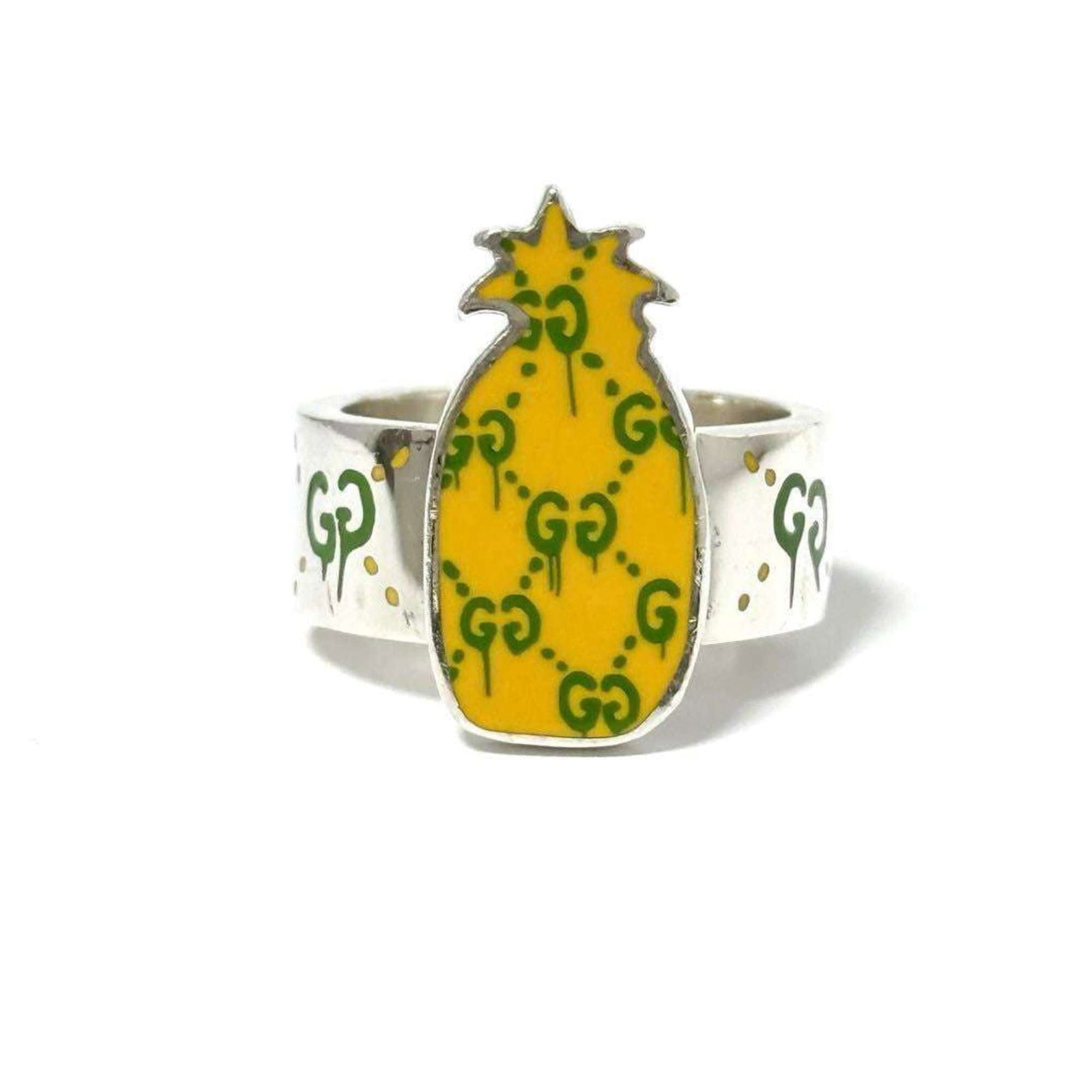 Gucci Band Ring Silver 925: Gucci Band Ring Silver 925 Gucci Band Ring Silver 925 - A stylish accessory from the iconic luxury brand. This silver band ring features Gucci's signature style and craftsmanship, with some minor scra