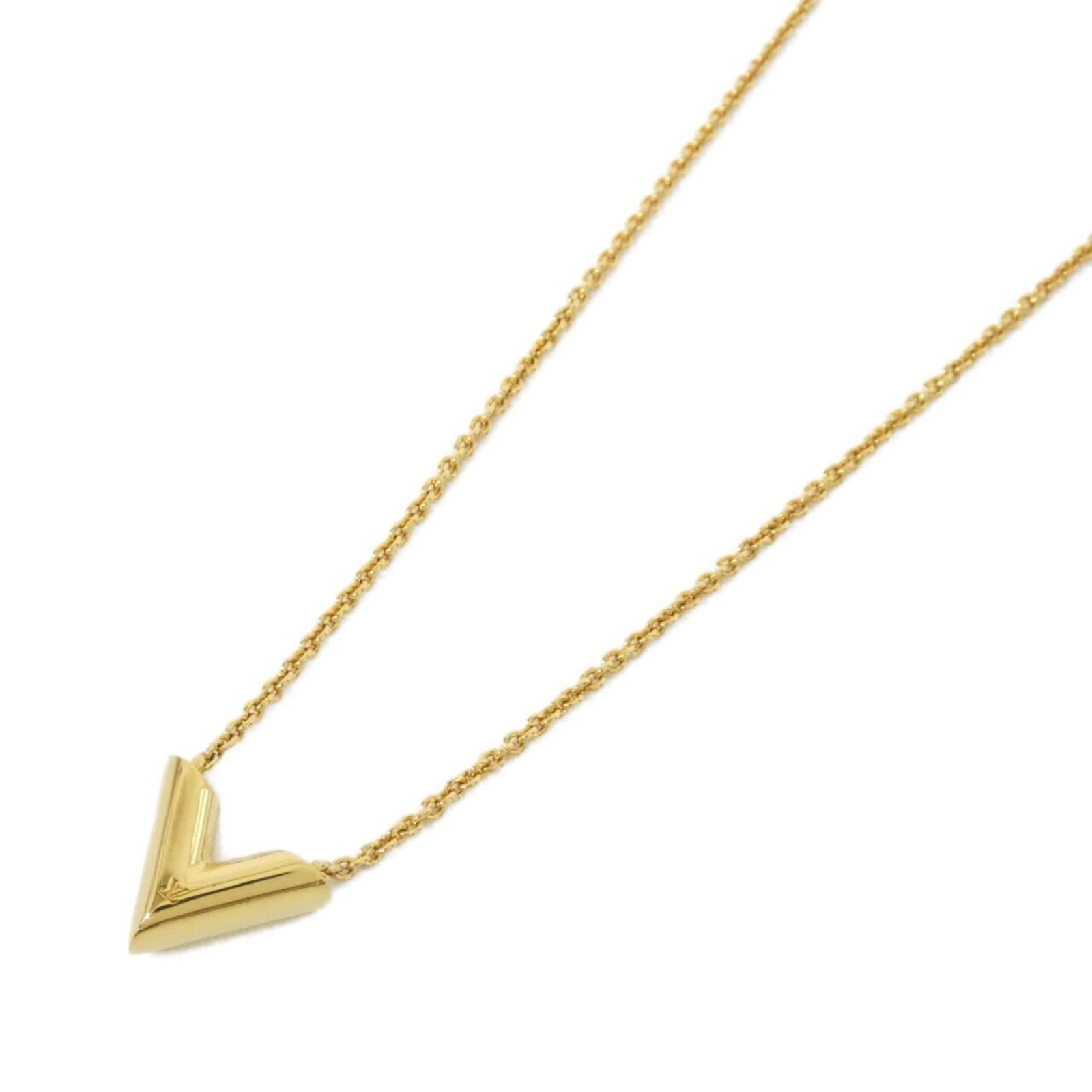Louis Vuitton Essential V Necklace M61083: Louis Vuitton Essential V Necklace M61083 The Louis Vuitton Essential V Necklace M61083 boasts a sleek gold design with a 14mm x 16mm pendant. Available in a range of neck circumferences from 43 cm to