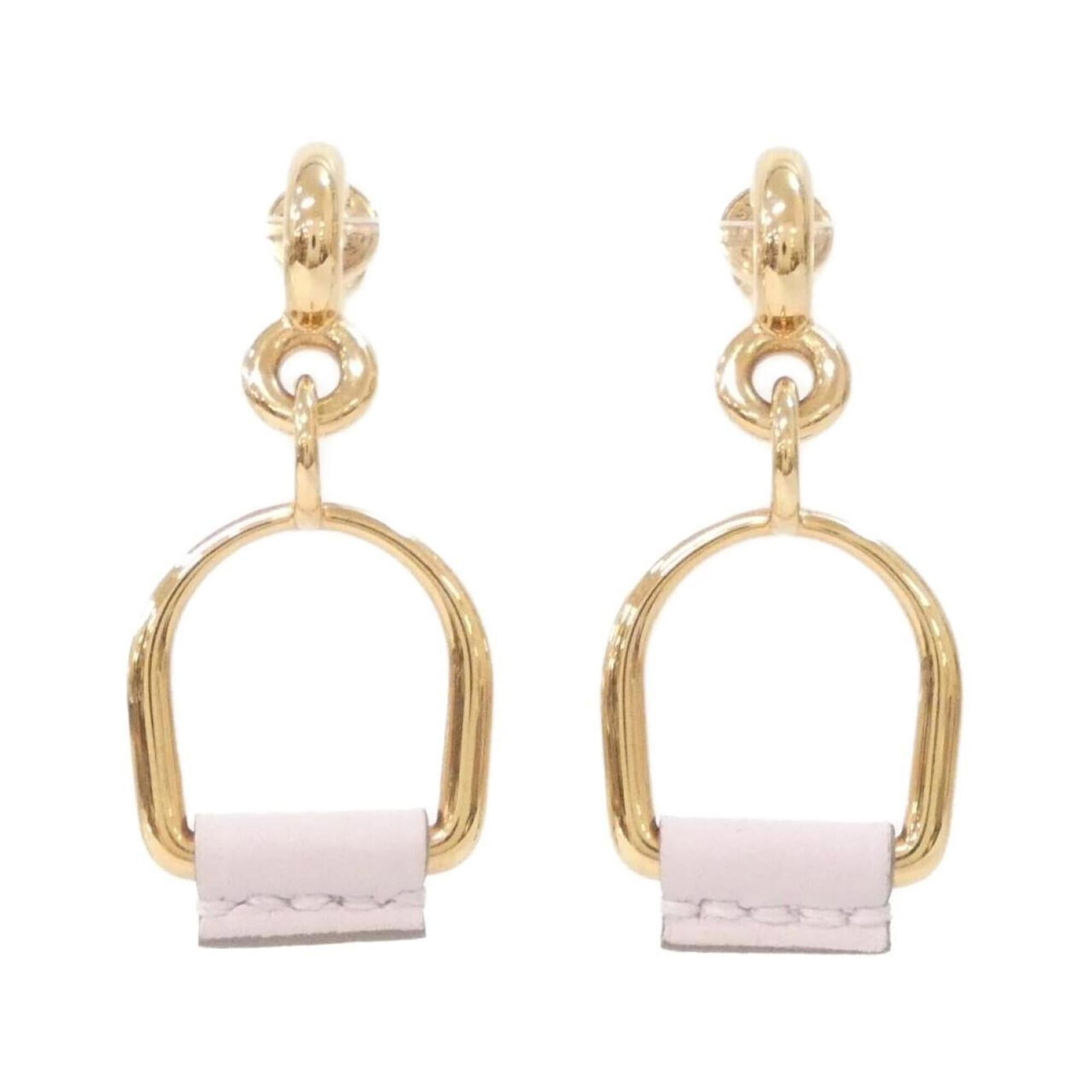 Hermes Stud Earrings Swift Leather: Hermes Stud Earrings Swift Leather Swift Leather earrings from Hermes feature a delicate stud design. The pink color adds a touch of femininity to any outfit. With some minor signs of wear, these earr