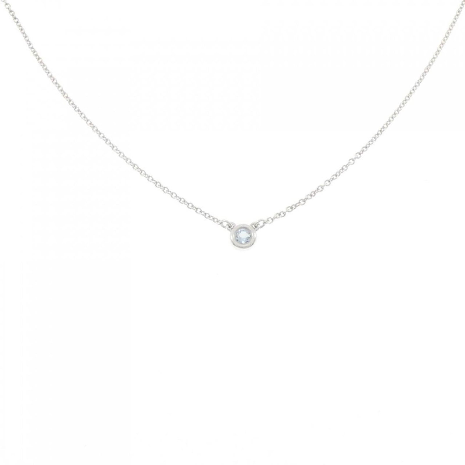 Tiffany by the yard necklace: Tiffany by the yard necklace Tiffany's silver aquamarine necklace boasts a beautiful 41 cm circumference and features a striking stone weighing 1.6g. The necklace has a diameter of 4.6mm and width of 