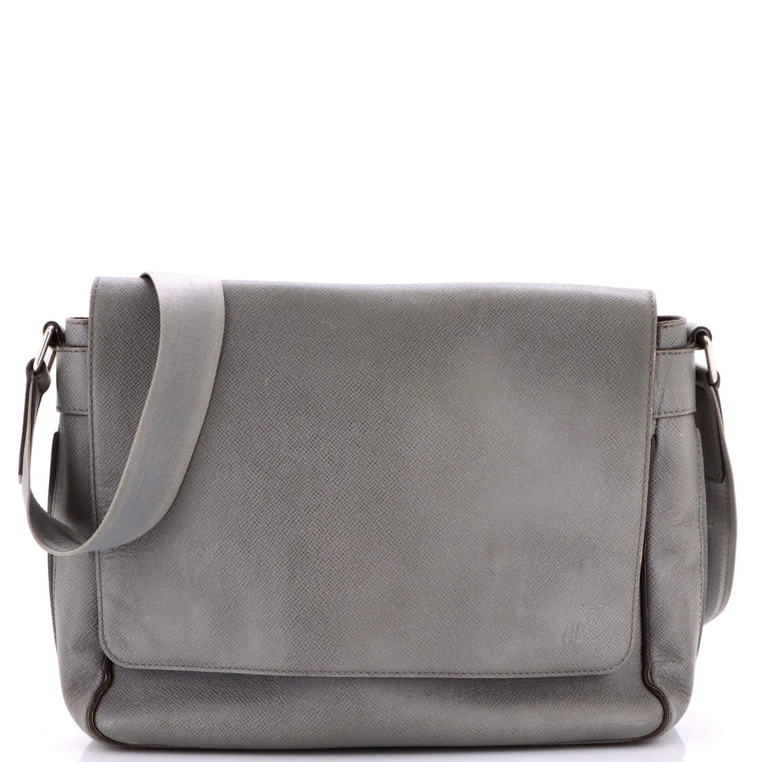 Roman Handbag Taiga Leather Louis Vuitton MM: Roman Handbag Taiga Leather Louis Vuitton MM The Roman Handbag Taiga Leather Louis Vuitton MM boasts a distinctive gray exterior with heavy corner wear and edge wear, giving it a well-worn look. This 