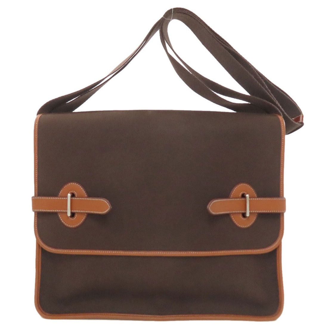 Shoulder bag officche Towar Buenaventura Hermes: Shoulder bag officche Towar Buenaventura Hermes Towar Officche, a luxurious exterior material, gives this shoulder bag from HERMES its distinctive look and feel. The brown color adds warmth to its