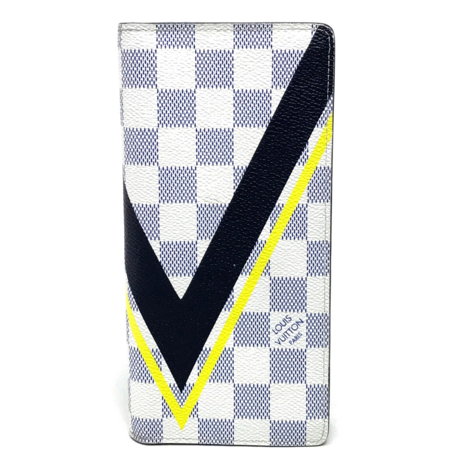 Louis Vuitton Long Wallet (Bi-Fold) Other: Louis Vuitton Long Wallet (Bi-Fold) Other White Louis Vuitton long wallet with bi-fold design, featuring a classic and timeless look. The used condition shows some traces of usage, including minor