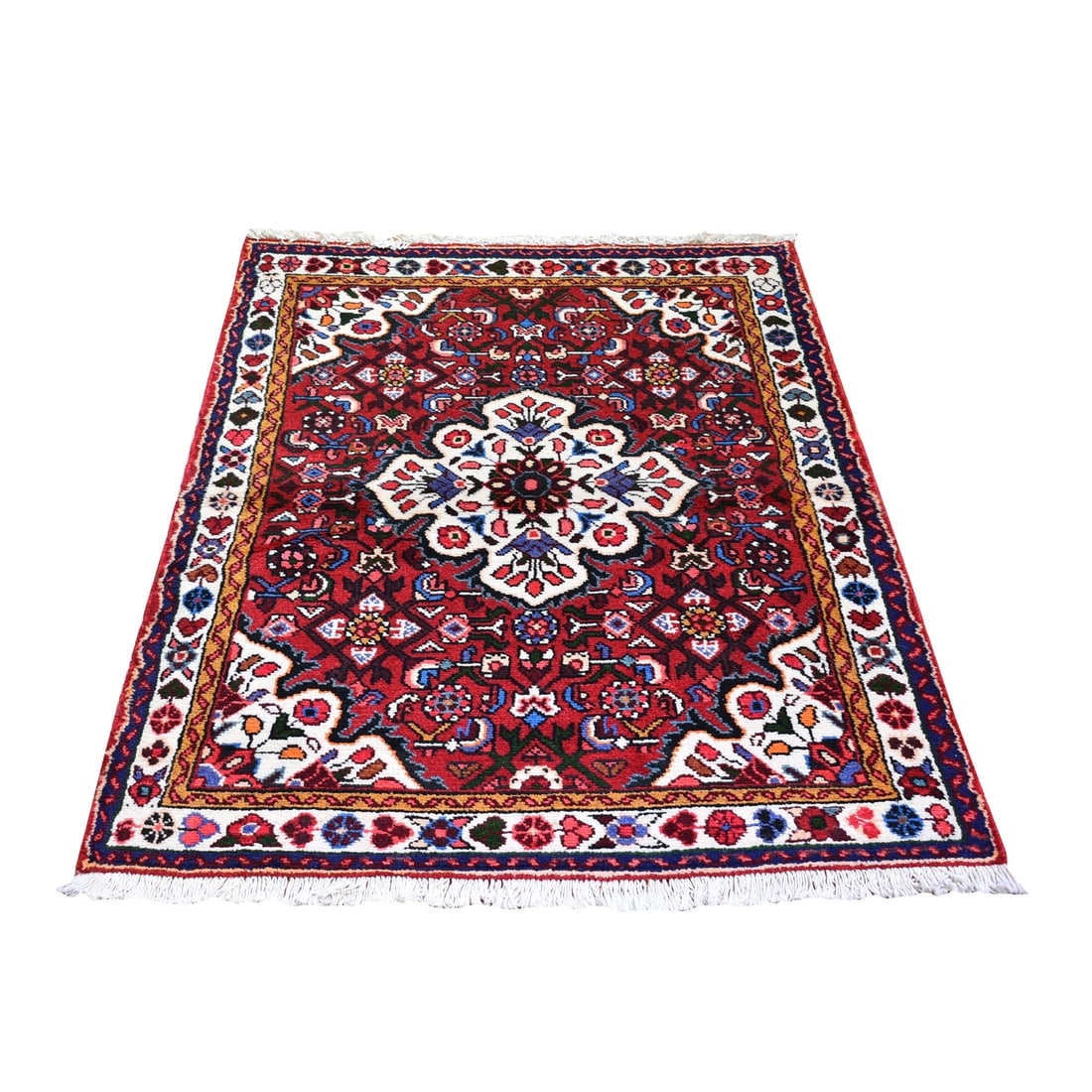 Red new hand knotted farsian amadan flower medallion design 3x4: Red new hand knotted farsian amadan flower medallion design 3x4 Red new hand knotted farsian amadan flower medallion design rug features a vibrant red color and intricate wool pattern. Made from high-