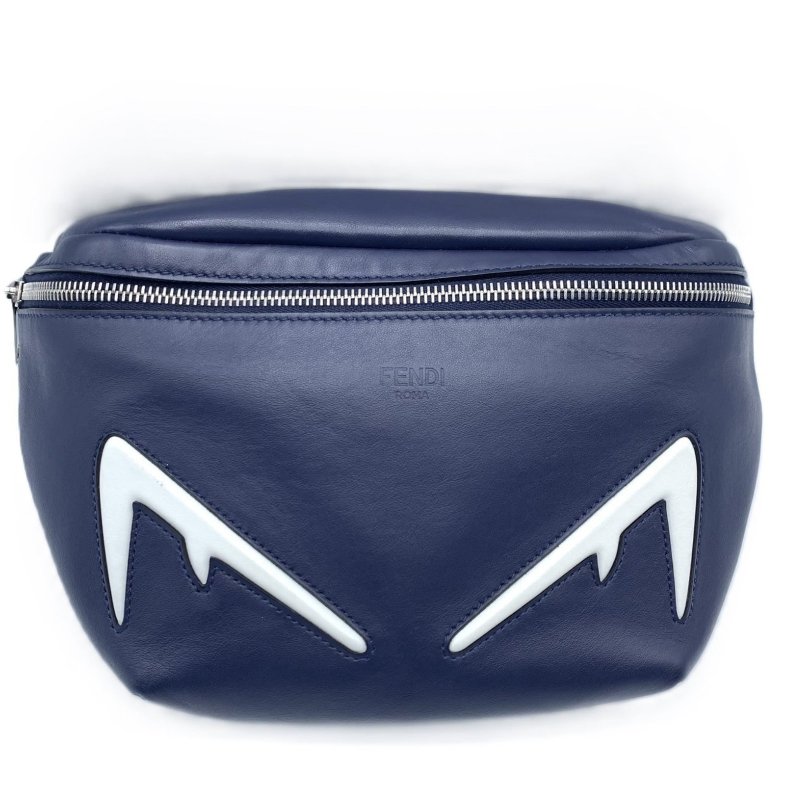 Fendi Fanny Pack Leather: Fendi Fanny Pack Leather Navy Fendi fanny pack made from high-quality leather, featuring a classic design with clean lines and minimal ornamentation. The item has some signs of usage, including a few
