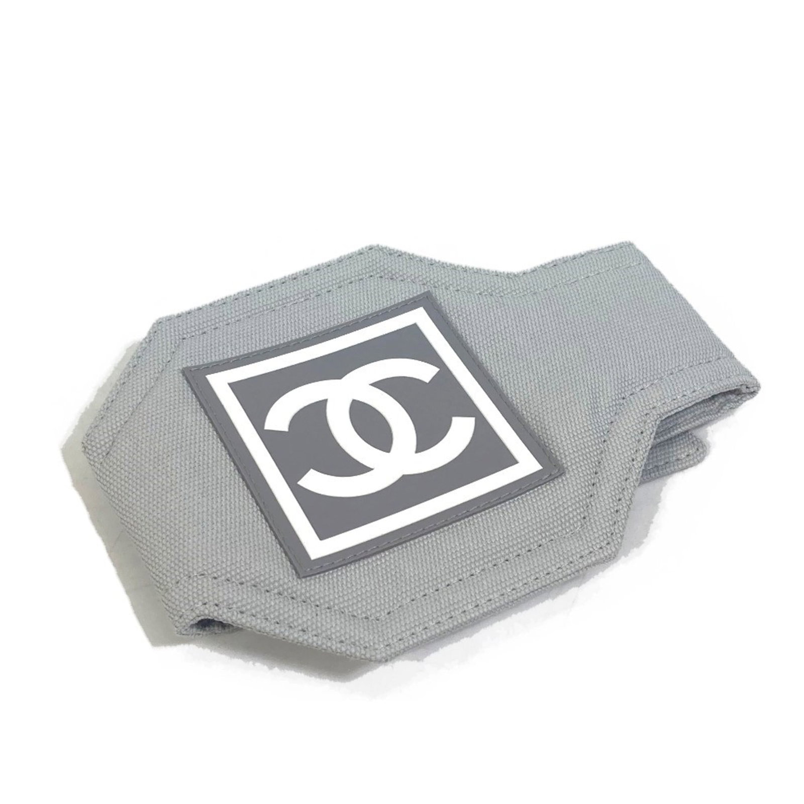 Chanel Other Cotton: Chanel Other Cotton The Chanel Other Cotton features a stylish gray color and a comfortable cotton material. With its total length of 14.6 inches / 37cm and band width of 37.4 inches / 95mm, this acce