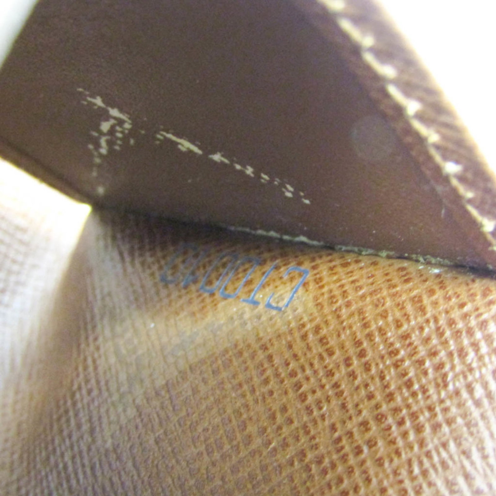 Louis Vuitton Keycase Monogram - 9