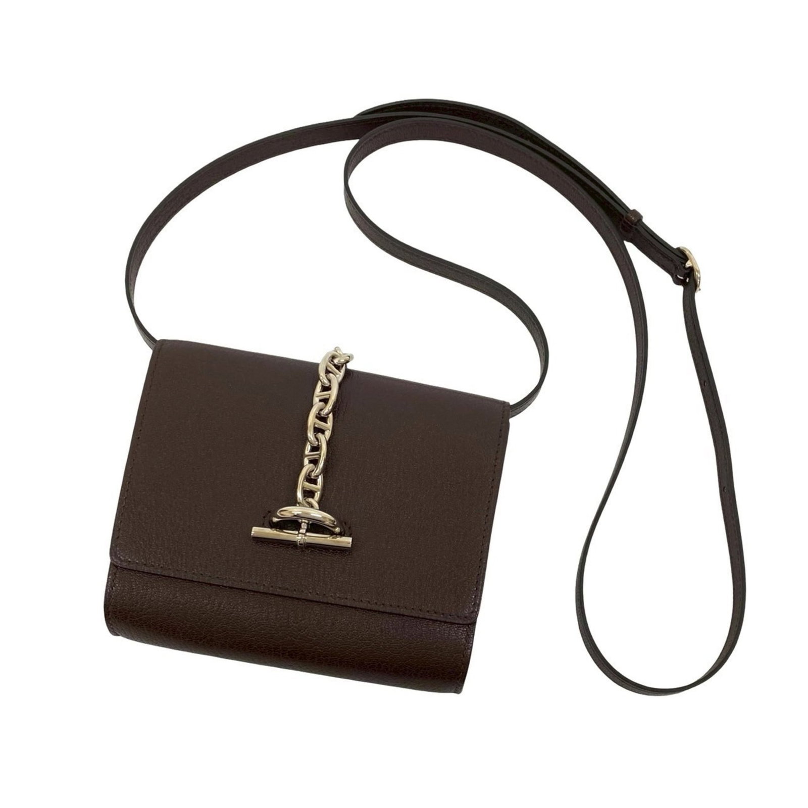 Hermes Shoulder Bag Chevre Leather: Hermes Shoulder Bag Chevre Leather Chevre leather provides a soft, supple texture to this classic Hermes shoulder bag. With its understated brown color and compact size, it's perfect for everyday use.