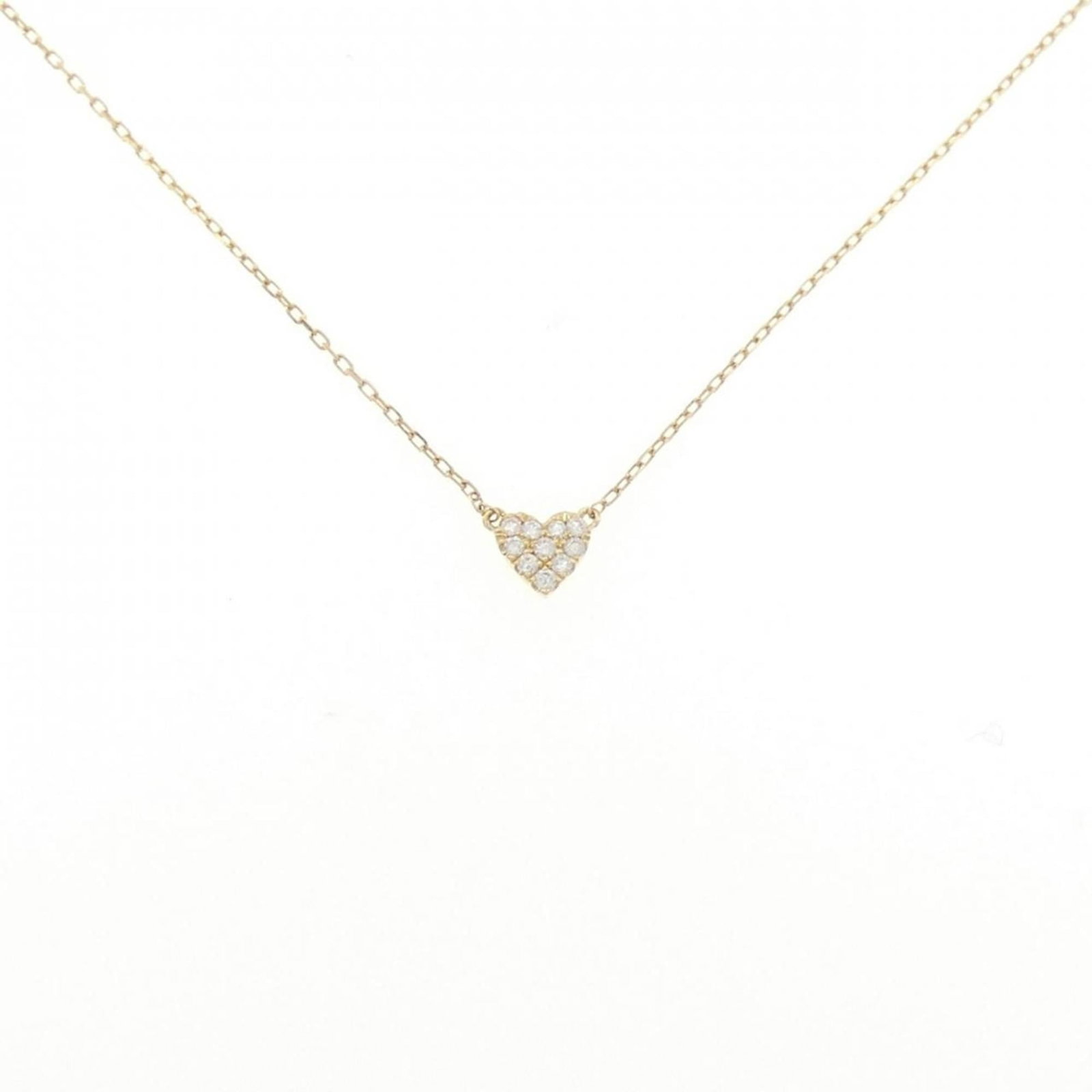 Ahkah Heart Pav Necklace 0.05Ct: Ahkah Heart Pav Necklace 0.05Ct Yellow gold (18K) Ahkah Heart Pav Necklace features a 0.05Ct diamond pendant suspended from a chain designed for women's necks. The necklace measures 37-40 cm in