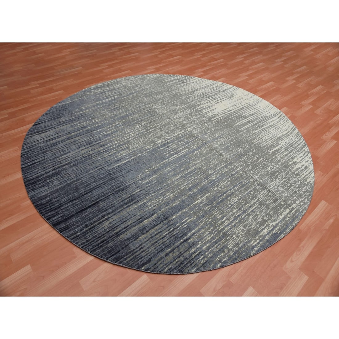 Gray wool rug - 3