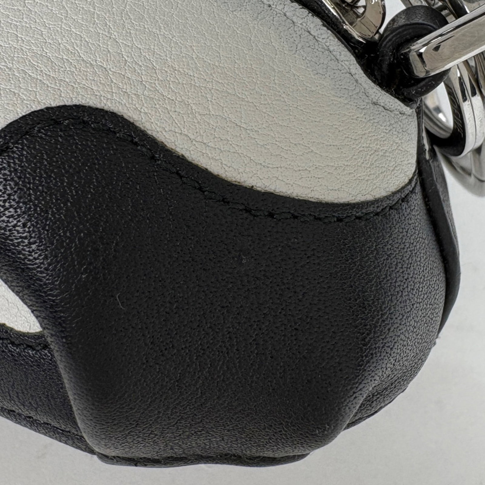 Loewe Keyring Leather - 4