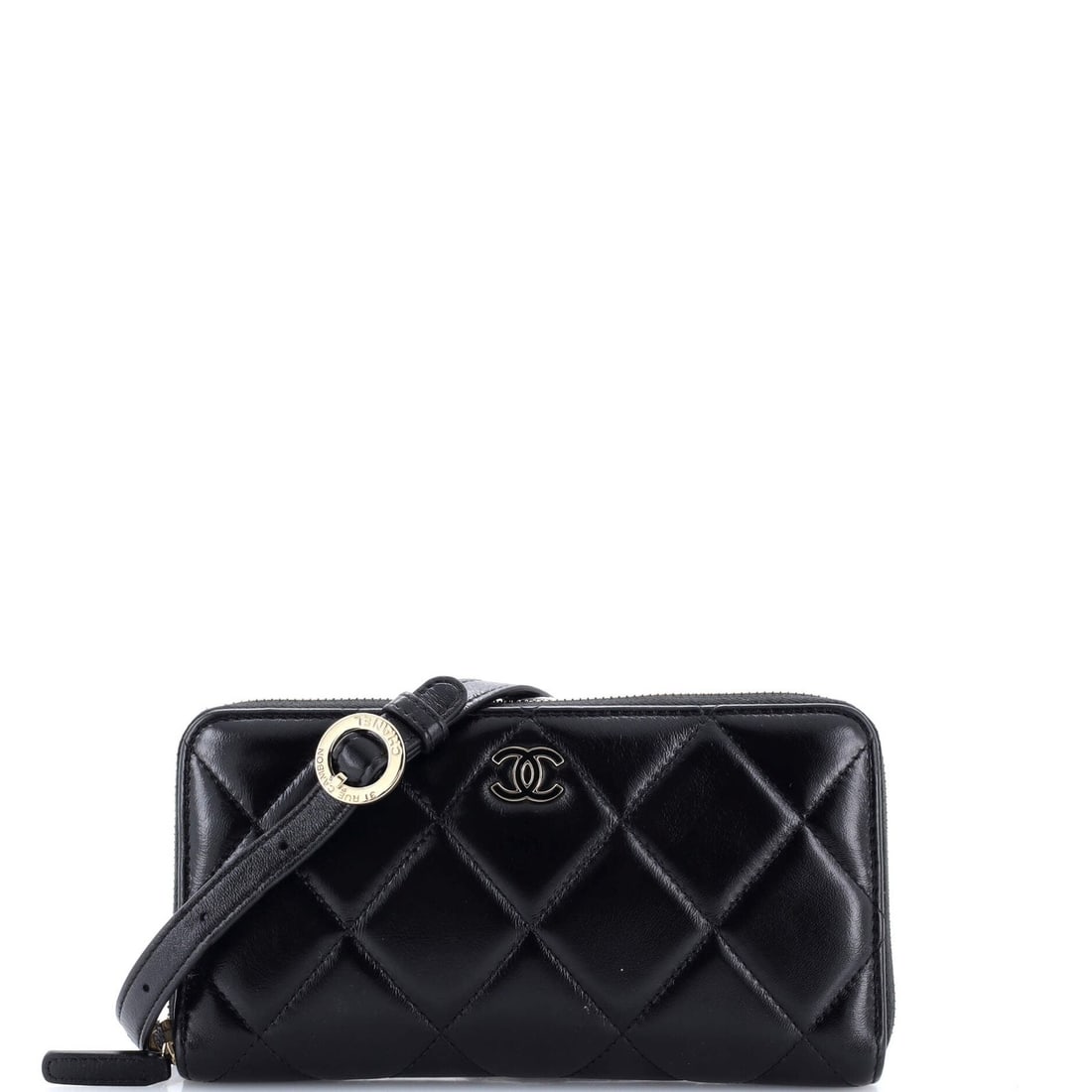 Zip bag belt waist quilted lambskin shiny Chanel: Zip bag belt waist quilted lambskin shiny Chanel Zip bag belt waist quilted lambskin shiny Chanel features a sleek black leather exterior with gold tone hardware and a quilted design for added texture