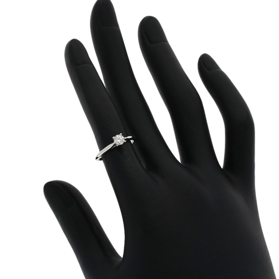 Solitaire 1P Diamond Platinum Ring - 7