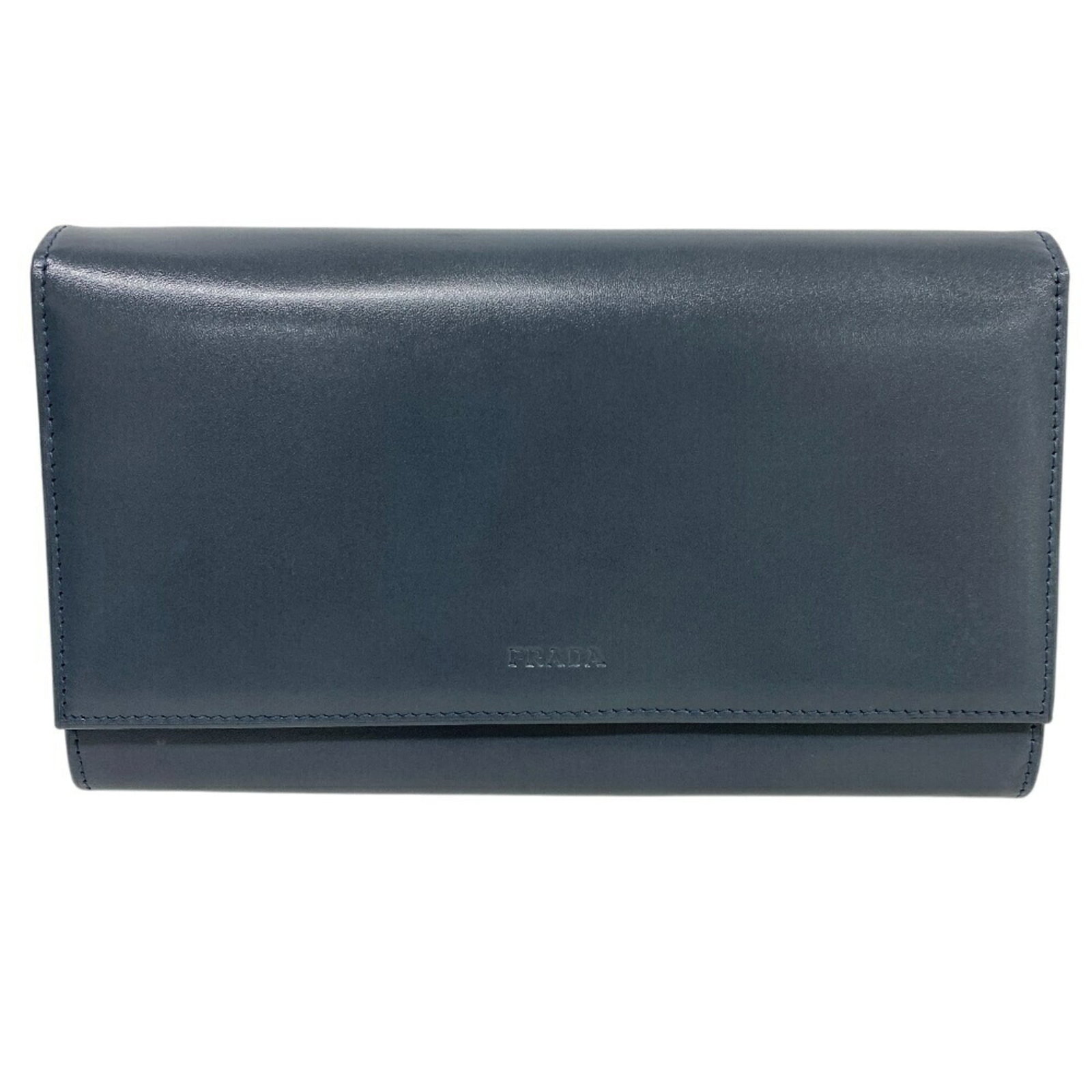 Prada Wallet (Bi-Fold) Leather: Prada Wallet (Bi-Fold) Leather This Prada bi-fold leather wallet features a classic design with a blue color. With its 11cm x 18.5cm dimensions, it provides ample space for everyday essentials. The wa