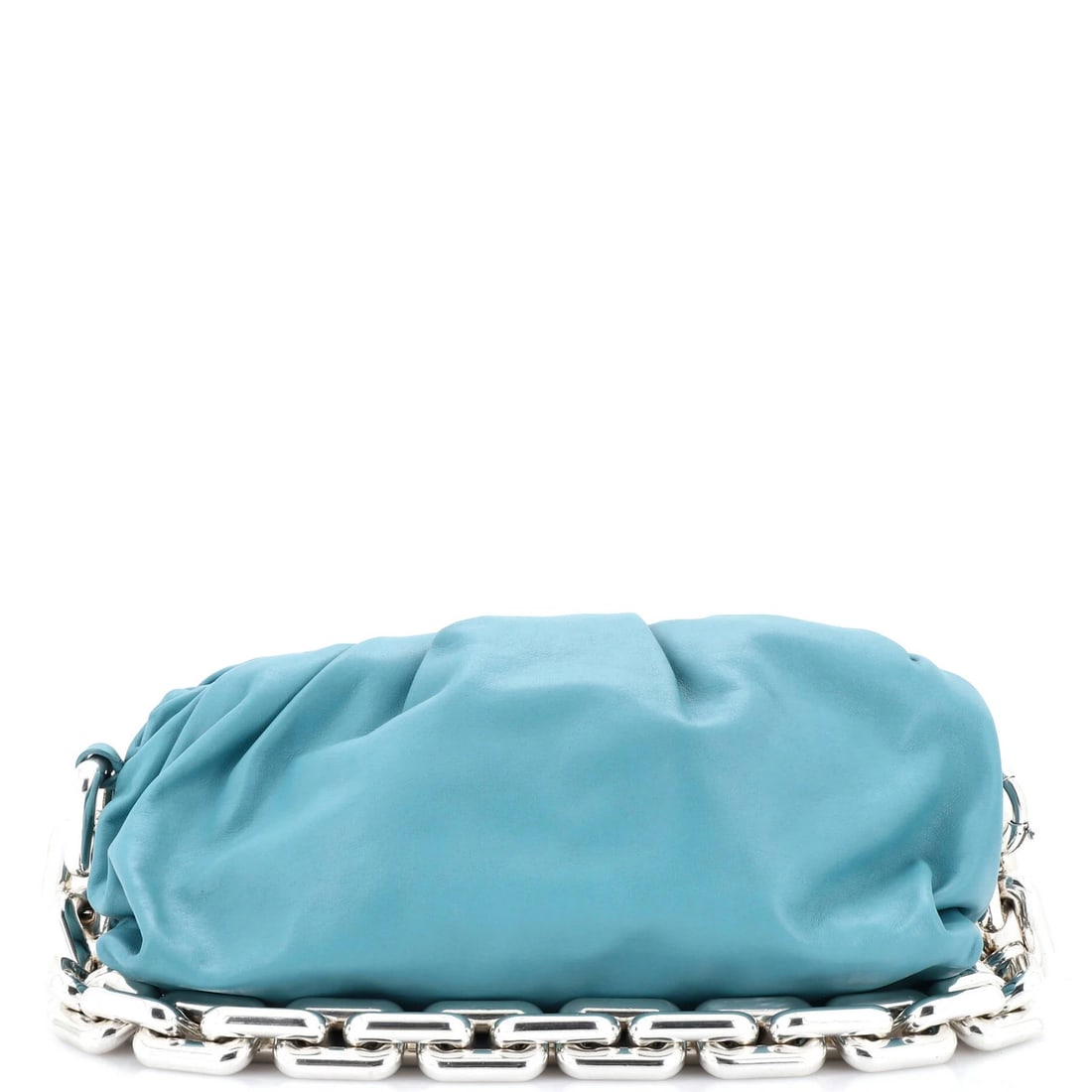 Chain pouch leather: Chain pouch leather The Chain Pouch Leather features a striking blue exterior with minor scuffs and creases, showcasing its worn-in charm. Made from high-quality leather, this shoulder bag boasts a
