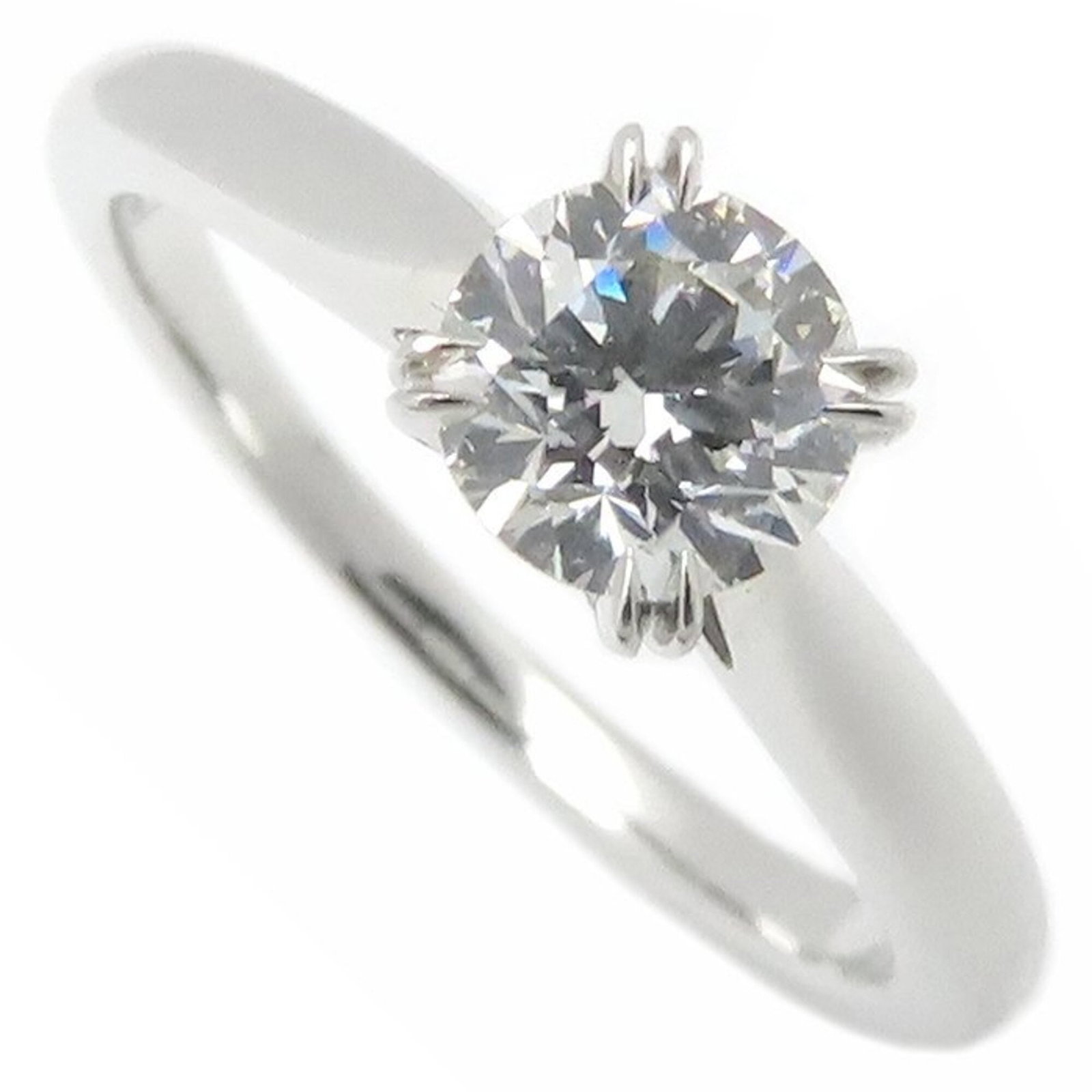 Harry Winston Band Ring Platinum Platinum 950: Harry Winston Band Ring Platinum Platinum 950 The Harry Winston Band Ring Platinum 950 features a sleek and sophisticated design made from high-quality platinum. With its understated elegance, this