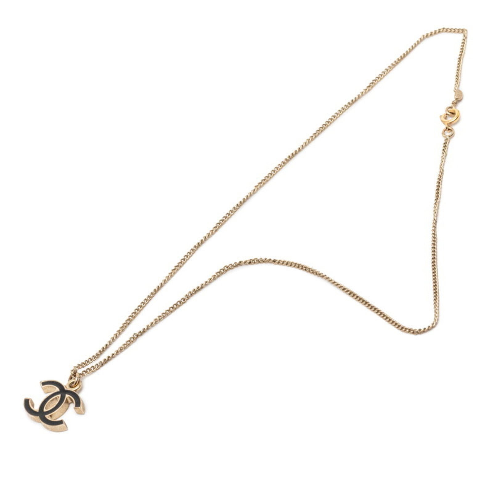 Chanel Coco Mark Pendant Necklace Gold And Black Plated Enamel Women'S Chanel: Chanel Coco Mark Pendant Necklace Gold And Black Plated Enamel Women'S Chanel Gold and black plated enamel pendant necklace from Chanel's Coco Mark collection. This elegant piece features a striking d